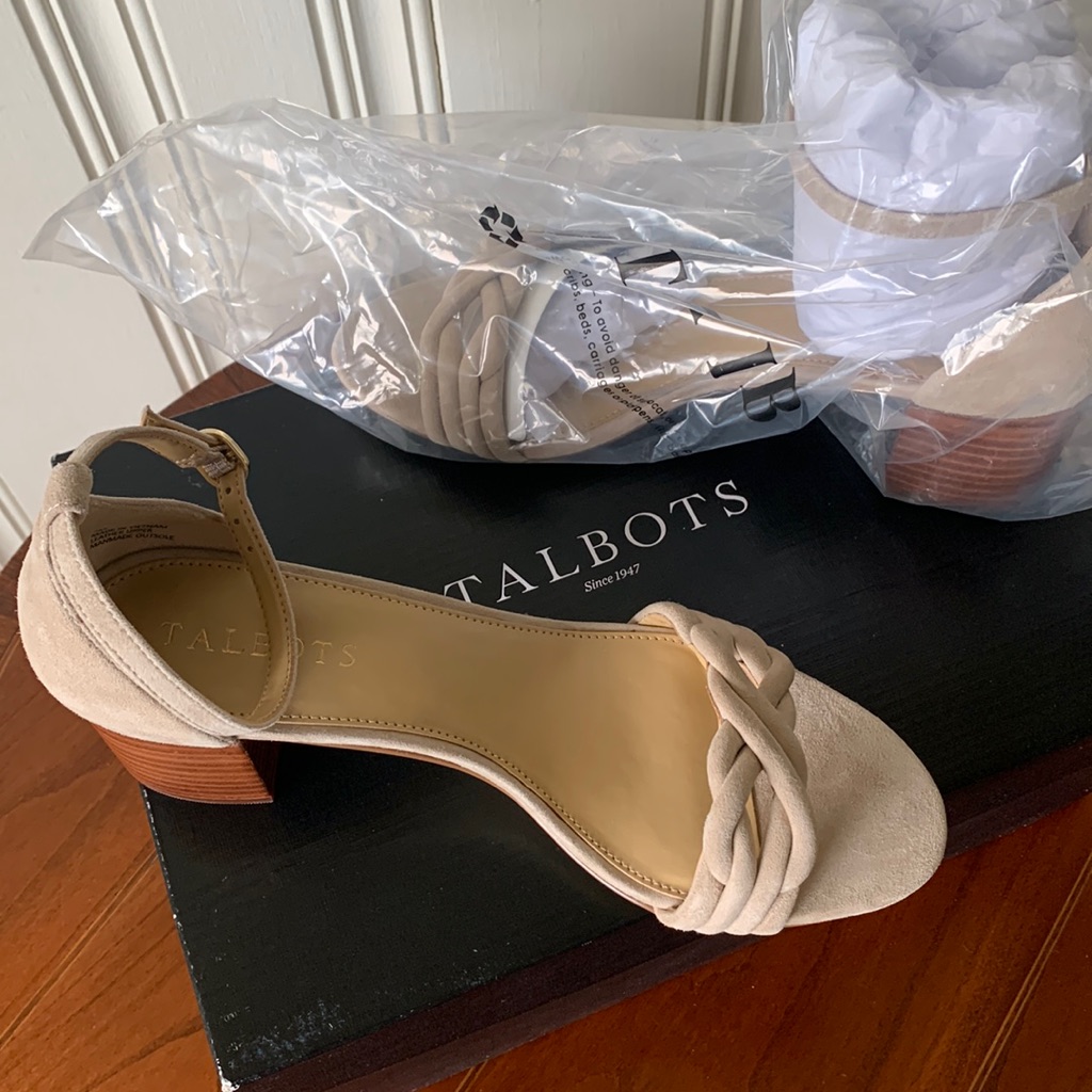Talbots Fawn Mimi Knot Suede Sandal Size 7 Nib